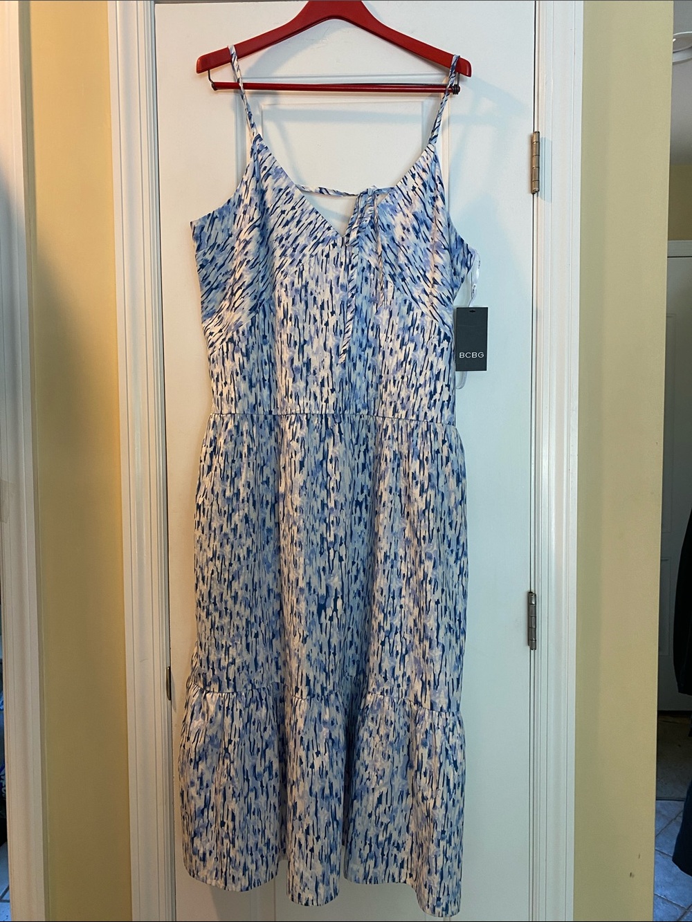 BCBG 💯 Cotton Beautiful Blue White Print Dress NWT